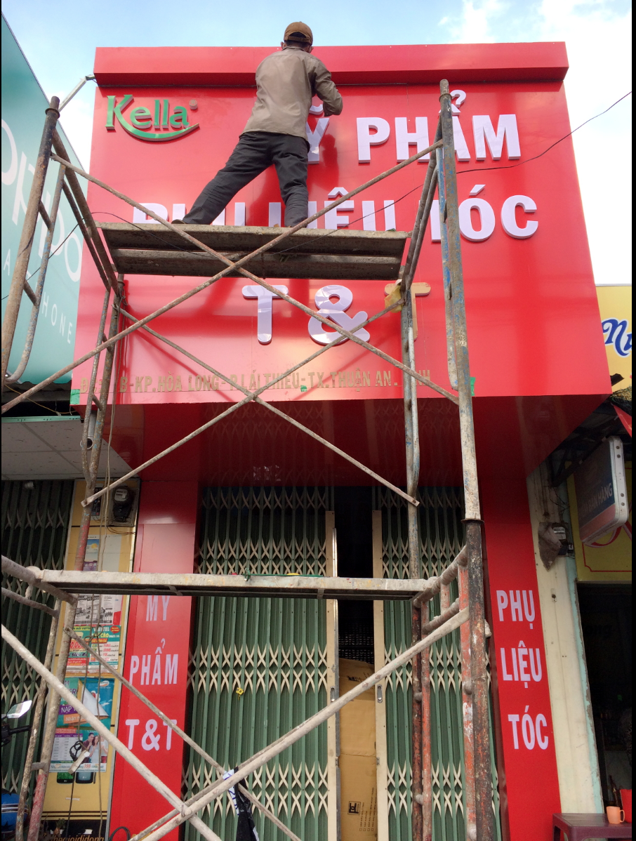 thi công alu Phi Hùng